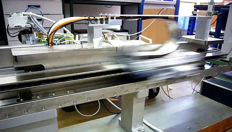 High-Speed Linear Axis